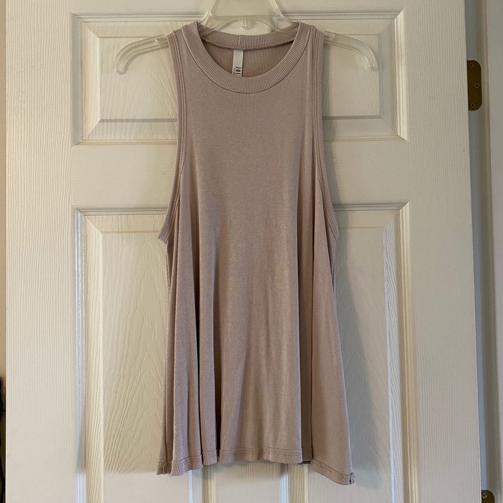 NWOT Women’s Cutout Tank
